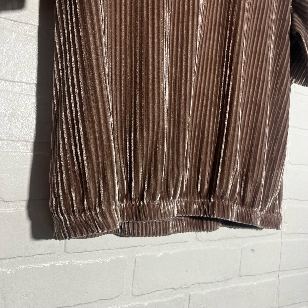 DANTELLE Womens Short Sleeve Top Mauve Pleated Velvet Ribbed Round Neck MED - Picture 3 of 6